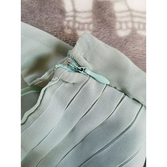 Doe & Rae One Shoulder Dress - Picture 7 of 8